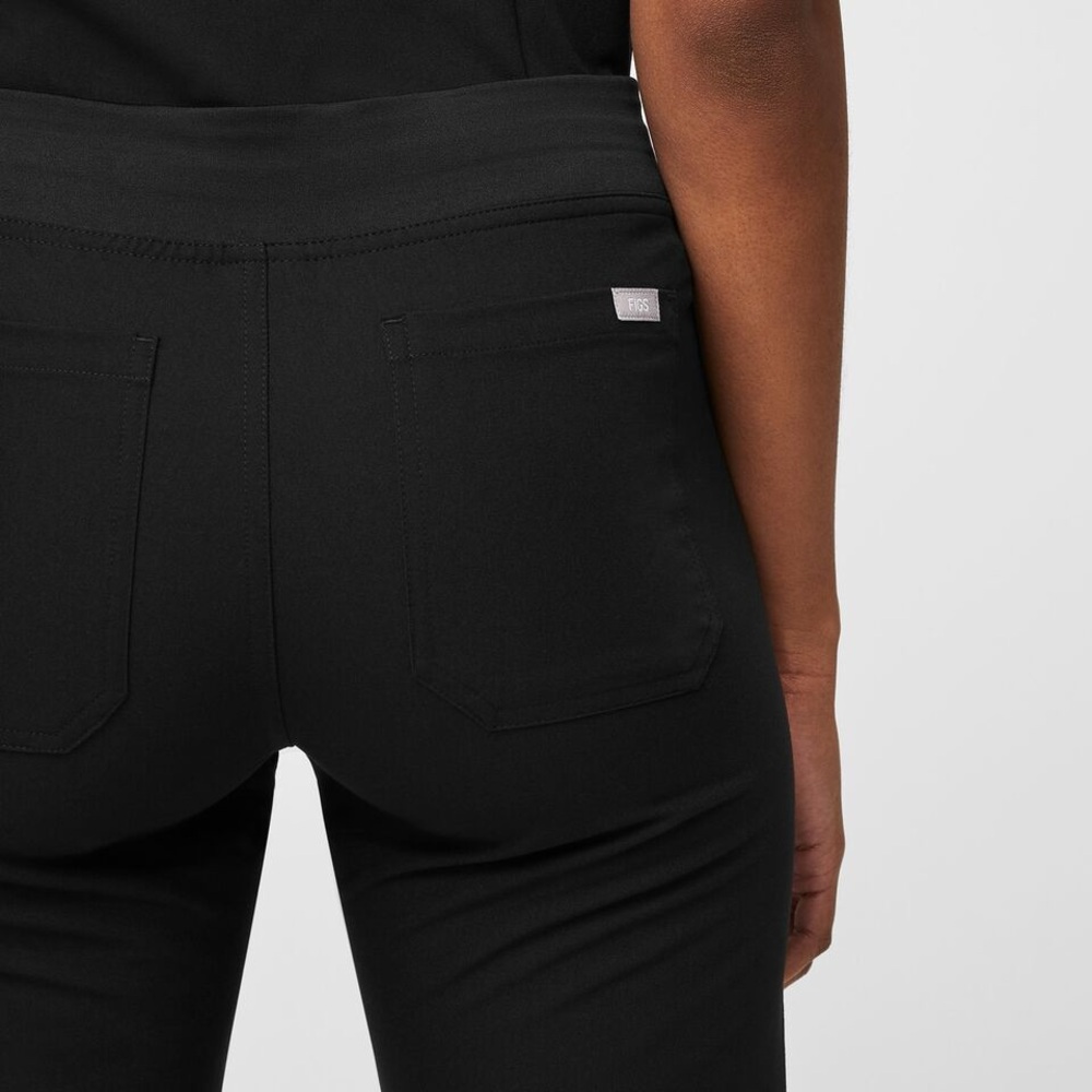Figs Livingston Basic Scrub Pant - Picture 4 of 11